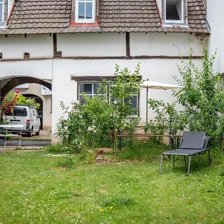 Large 60 M² With Garden
